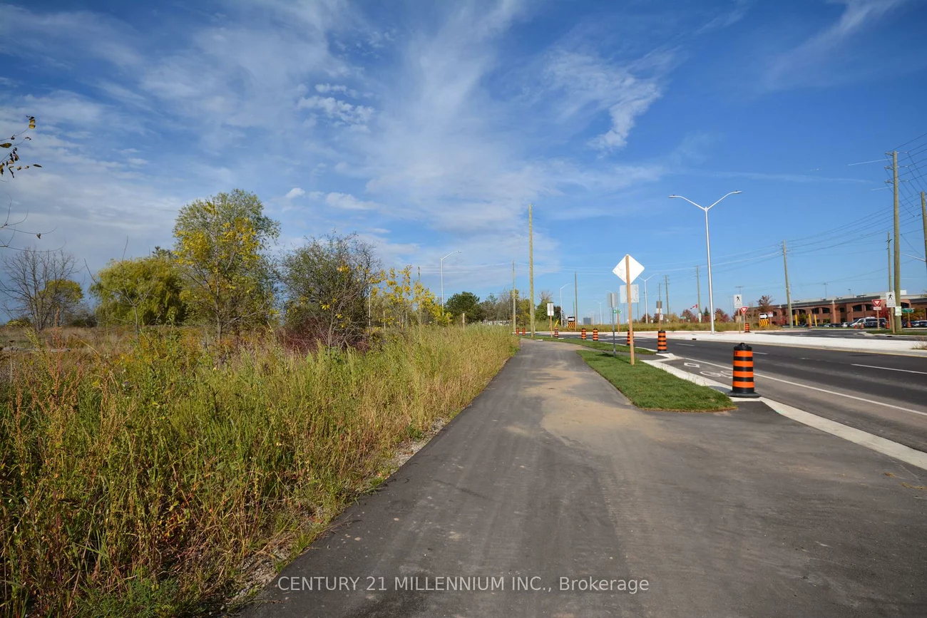 4022, Fourth Line, 1040 - OA Rural Oakville, Oakville