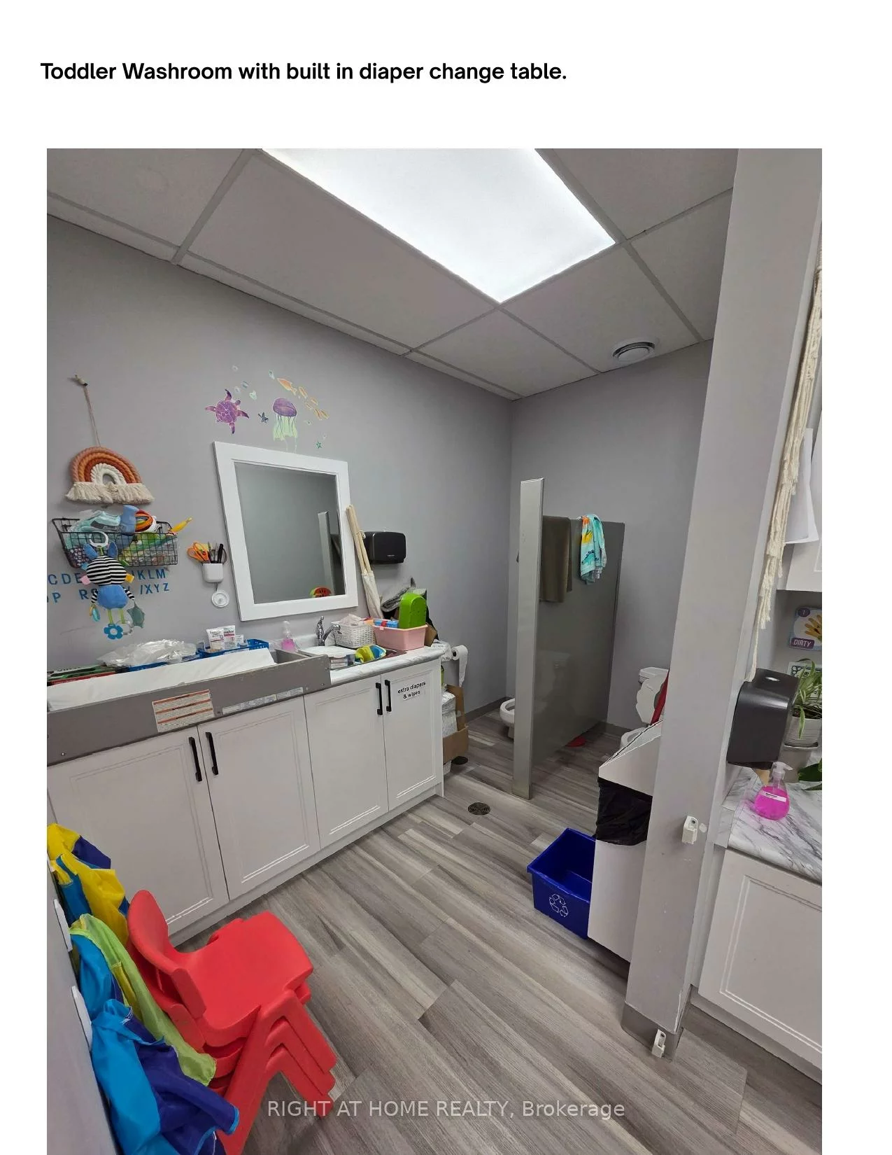 700, Dorval, 1014 - QE Queen Elizabeth, Oakville