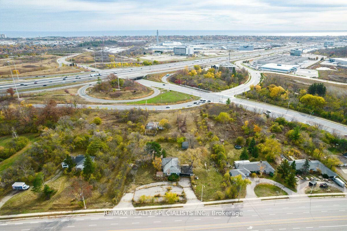 2036, Upper Middle, 1021 - WP Winston Park, Oakville