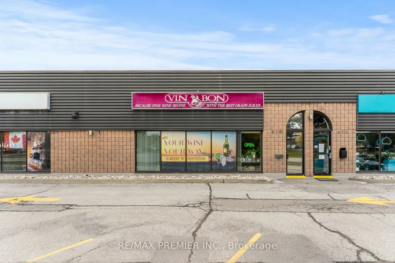 410, Speers, 1014 - QE Queen Elizabeth, Oakville