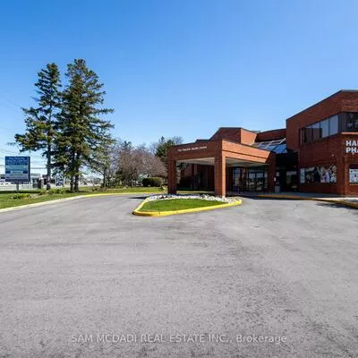 1060, Speers, 1014 - QE Queen Elizabeth, Oakville