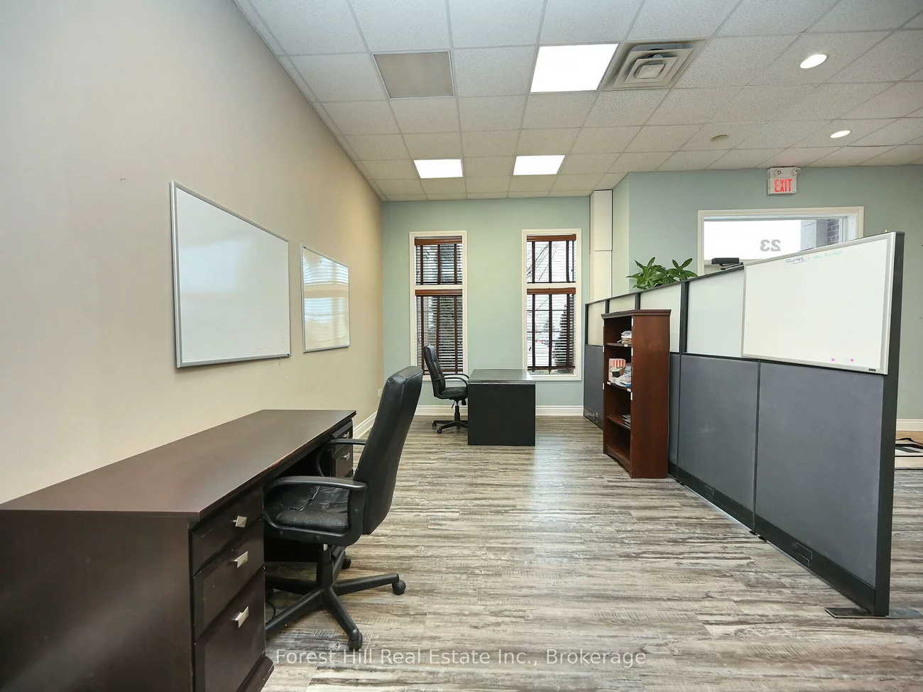 1525, Cornwall, 1014 - QE Queen Elizabeth, Oakville