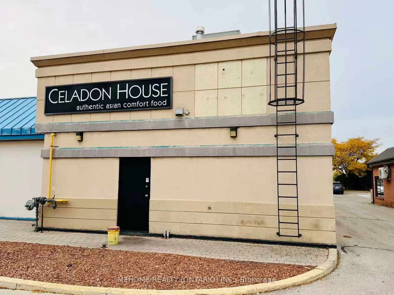 630, Ford, 1004 - CV Clearview, Oakville