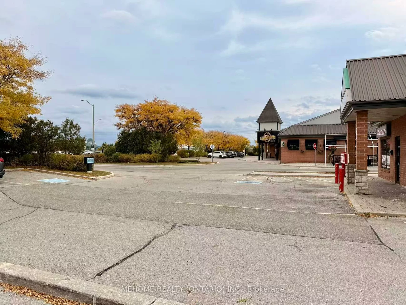 630, Ford, 1004 - CV Clearview, Oakville