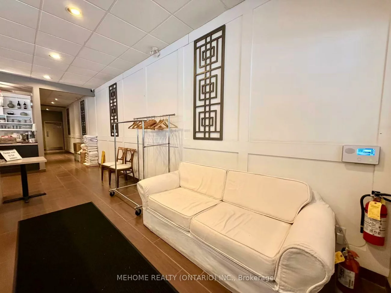 630, Ford, 1004 - CV Clearview, Oakville