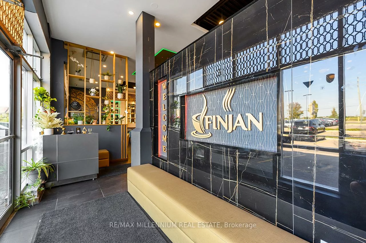 2520, Postmaster, 1019 - WM Westmount, Oakville