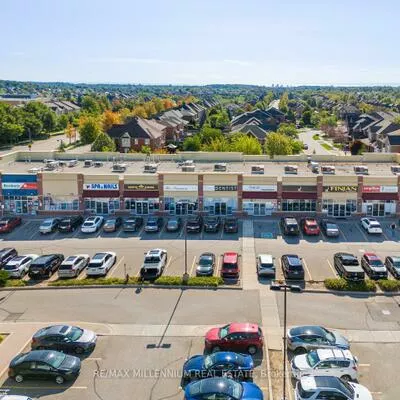 2520, Postmaster, 1019 - WM Westmount, Oakville