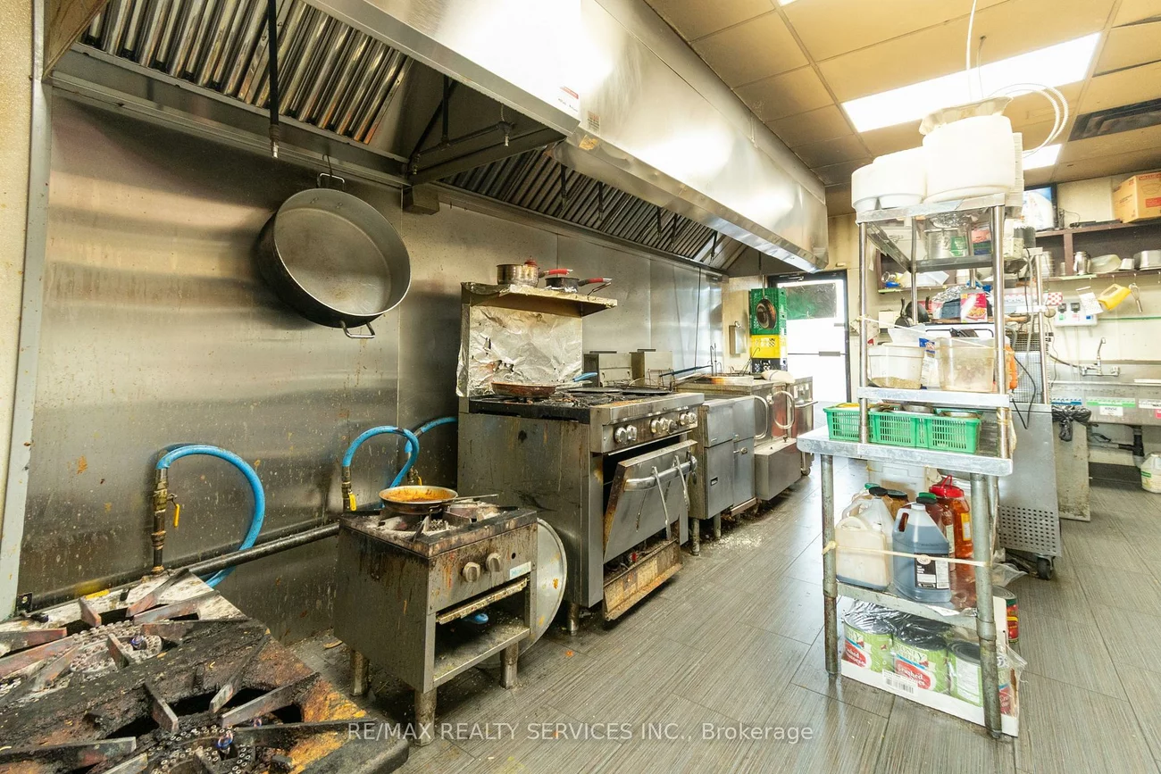 1289, Marlborough, 1005 - FA Falgarwood, Oakville