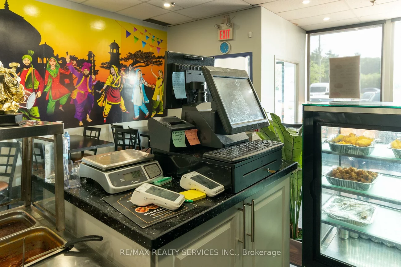 1289, Marlborough, 1005 - FA Falgarwood, Oakville