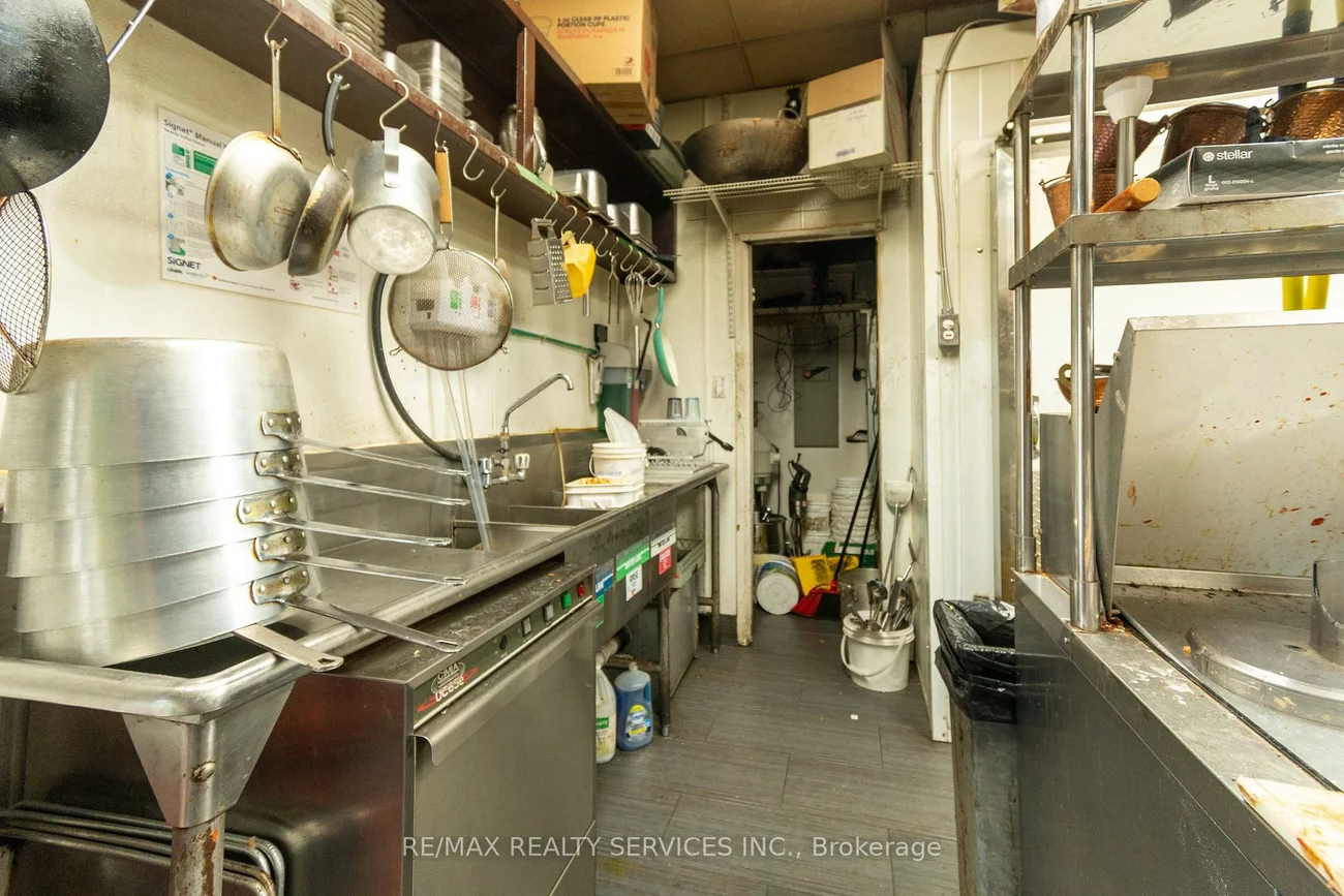 1289, Marlborough, 1005 - FA Falgarwood, Oakville