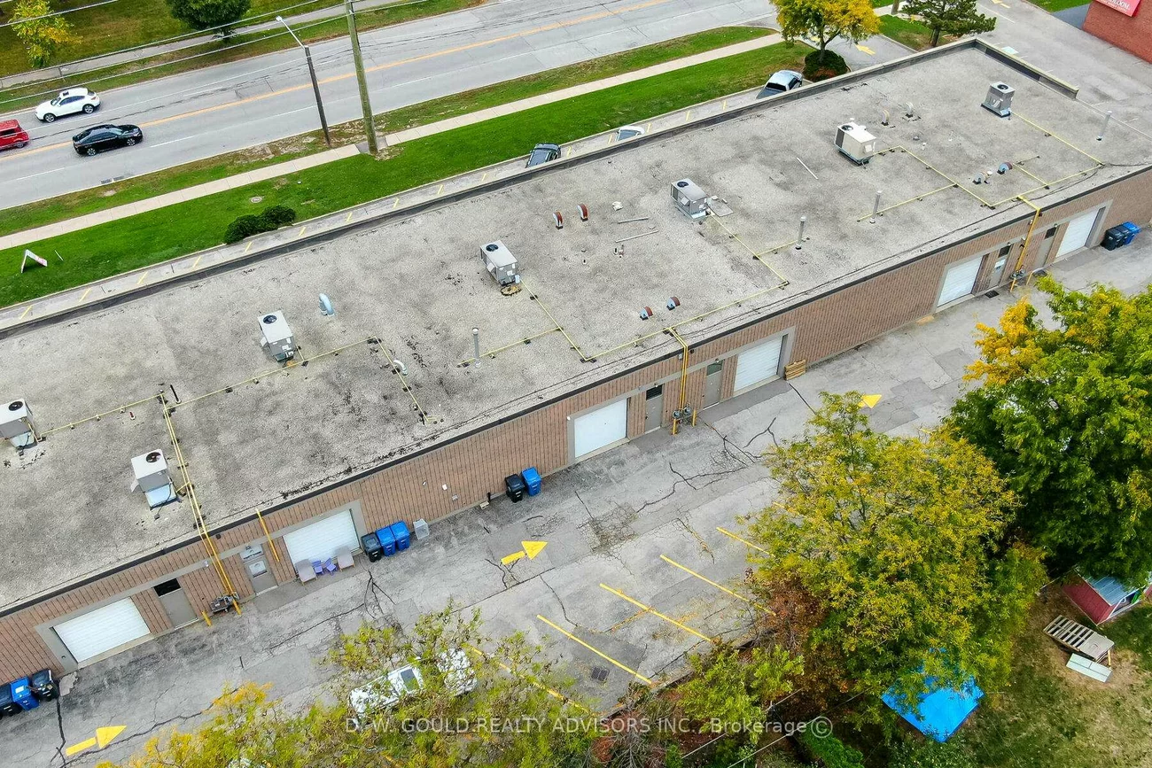 414, Speers, 1014 - QE Queen Elizabeth, Oakville