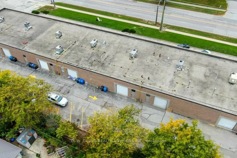 414, Speers, 1014 - QE Queen Elizabeth, Oakville