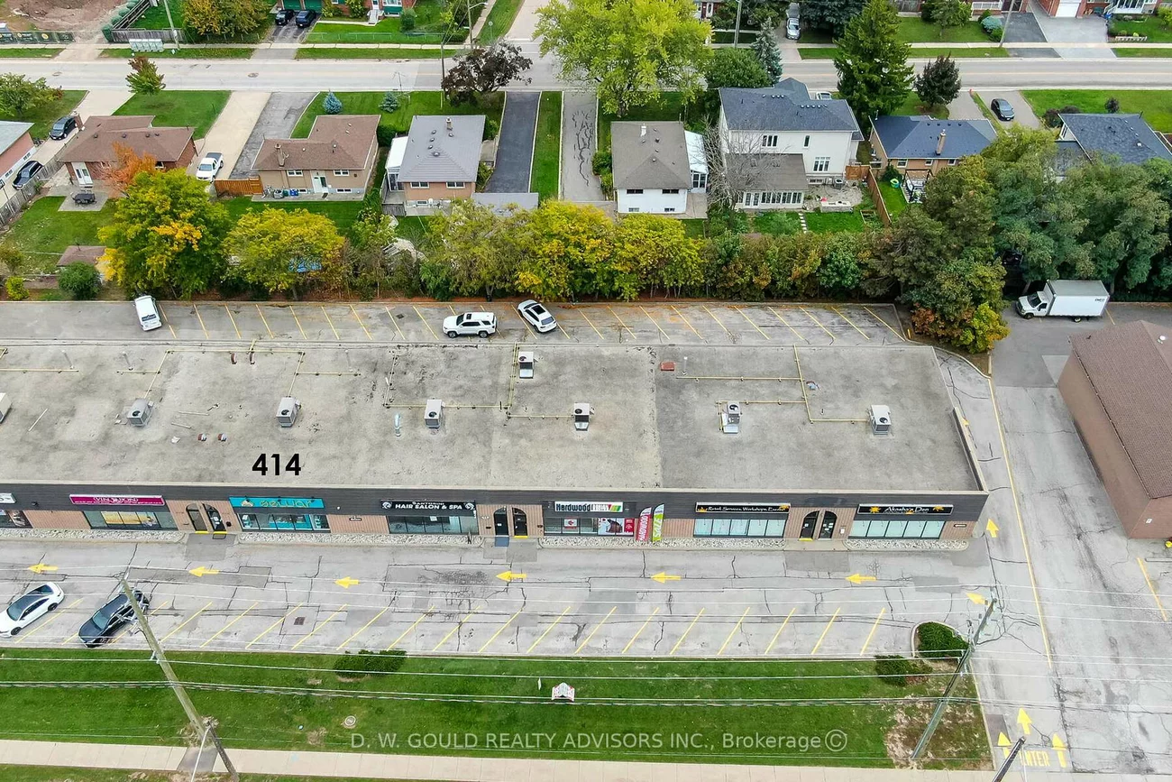 414, Speers, 1014 - QE Queen Elizabeth, Oakville