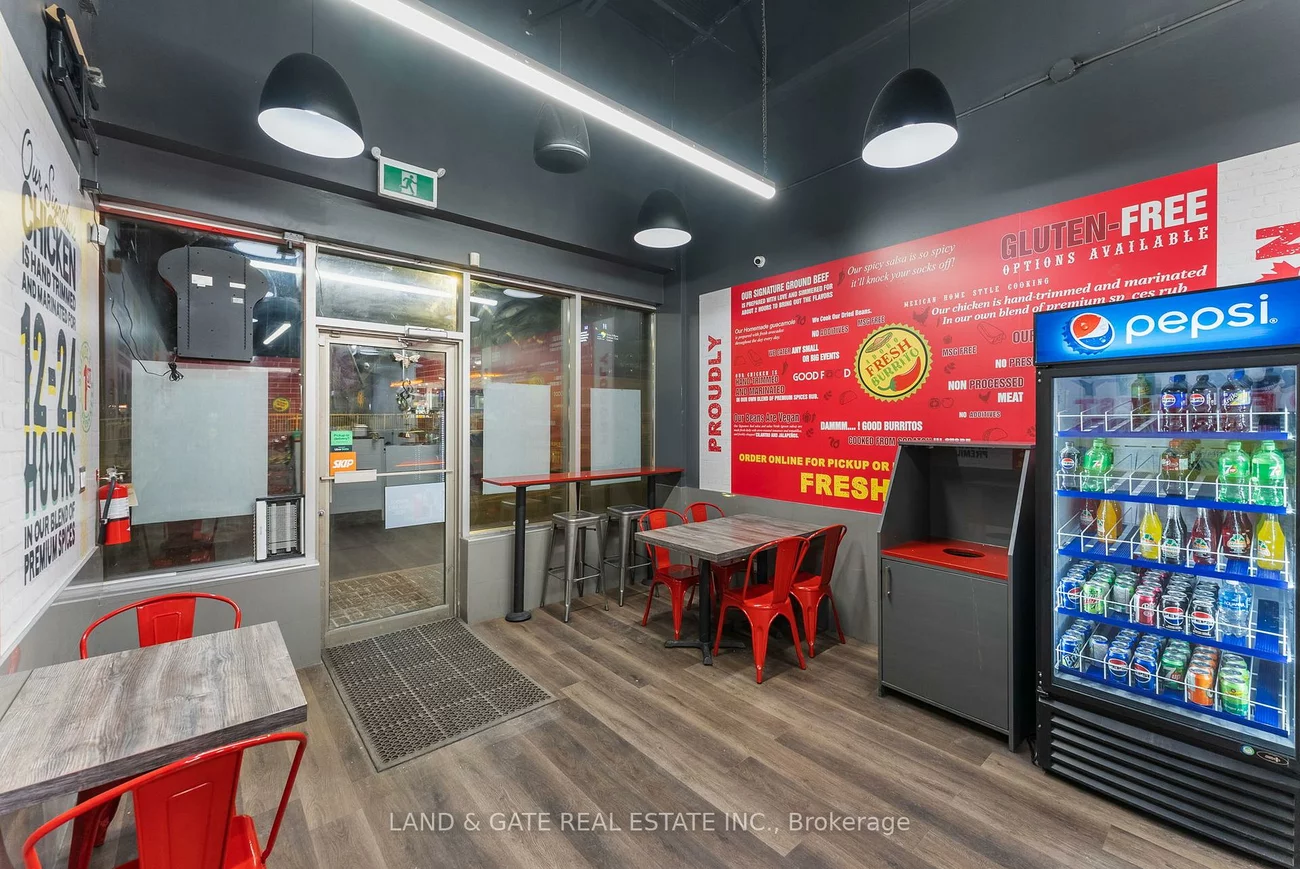 2501, Third, 1022 - WT West Oak Trails, Oakville