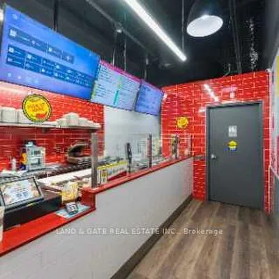 2501, Third, 1022 - WT West Oak Trails, Oakville