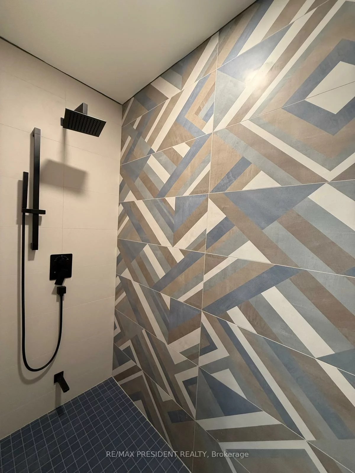 1943, Ironoak, 1005 - FA Falgarwood, Oakville