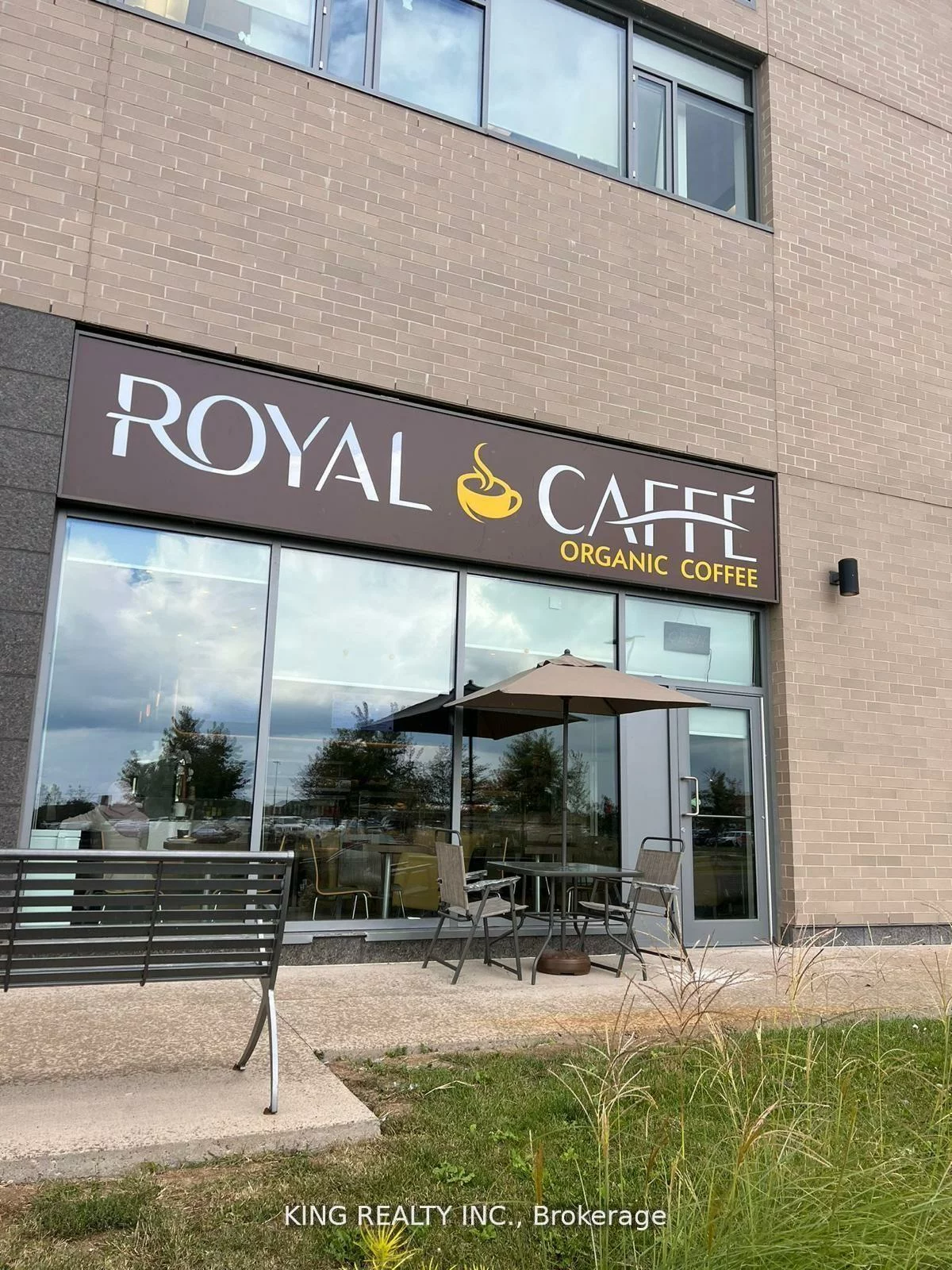 3075, Hospital, 1012 - NW Northwest, Oakville