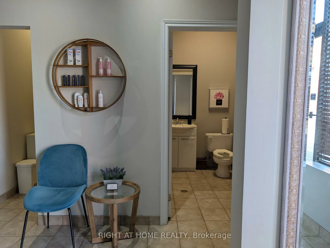 2275, Westoak Trails, 1022 - WT West Oak Trails, Oakville