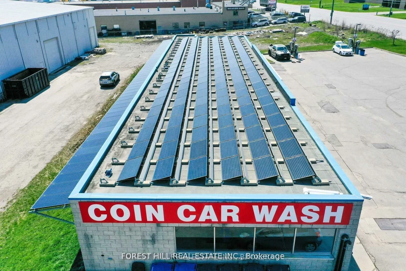 2524, Royal Windsor, 1014 - QE Queen Elizabeth, Oakville