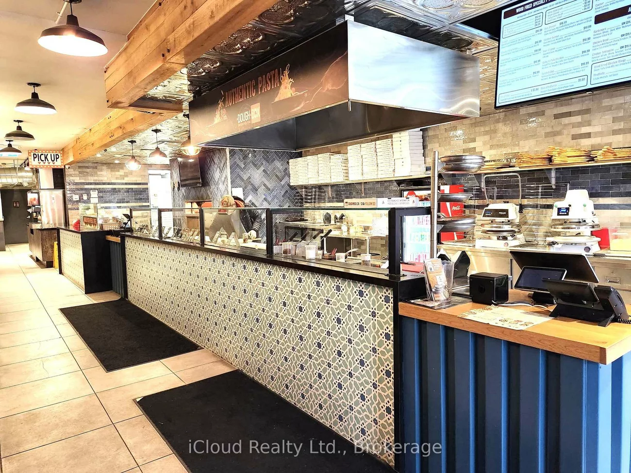 162, Lakeshore, 1013 - OO Old Oakville, Oakville