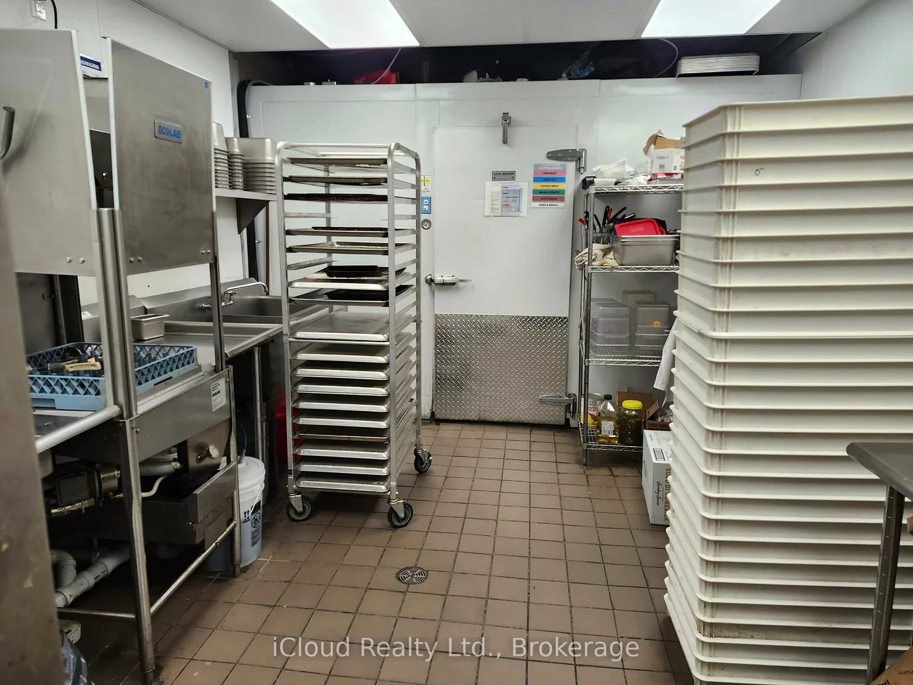 162, Lakeshore, 1013 - OO Old Oakville, Oakville