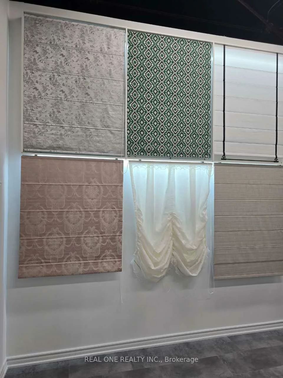 1200, Speers, 1014 - QE Queen Elizabeth, Oakville