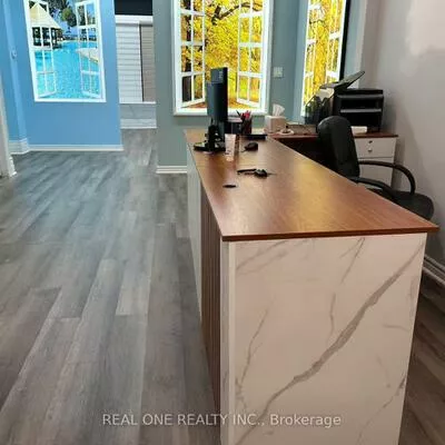 1200, Speers, 1014 - QE Queen Elizabeth, Oakville