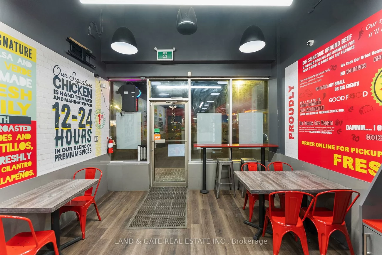 2501, Third, 1022 - WT West Oak Trails, Oakville