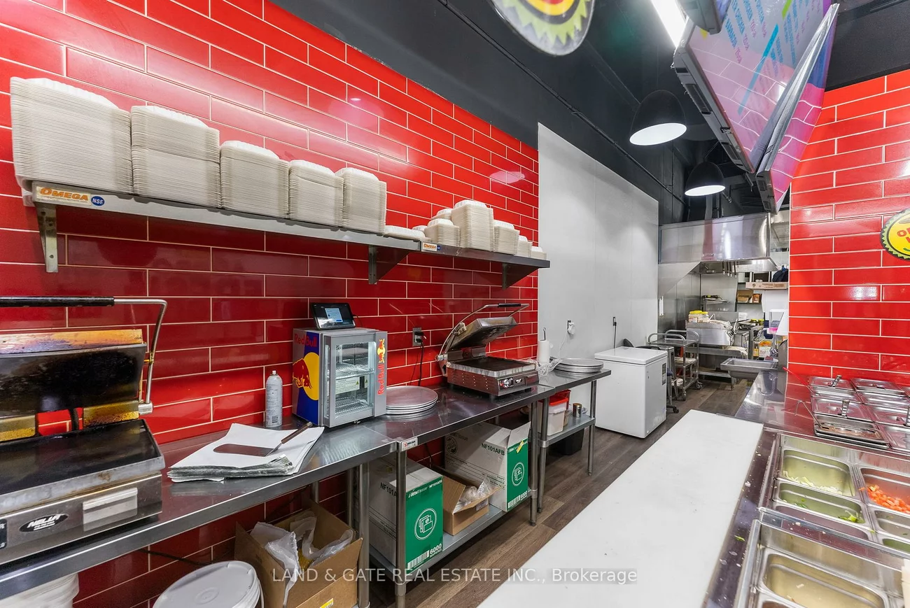 2501, Third, 1022 - WT West Oak Trails, Oakville