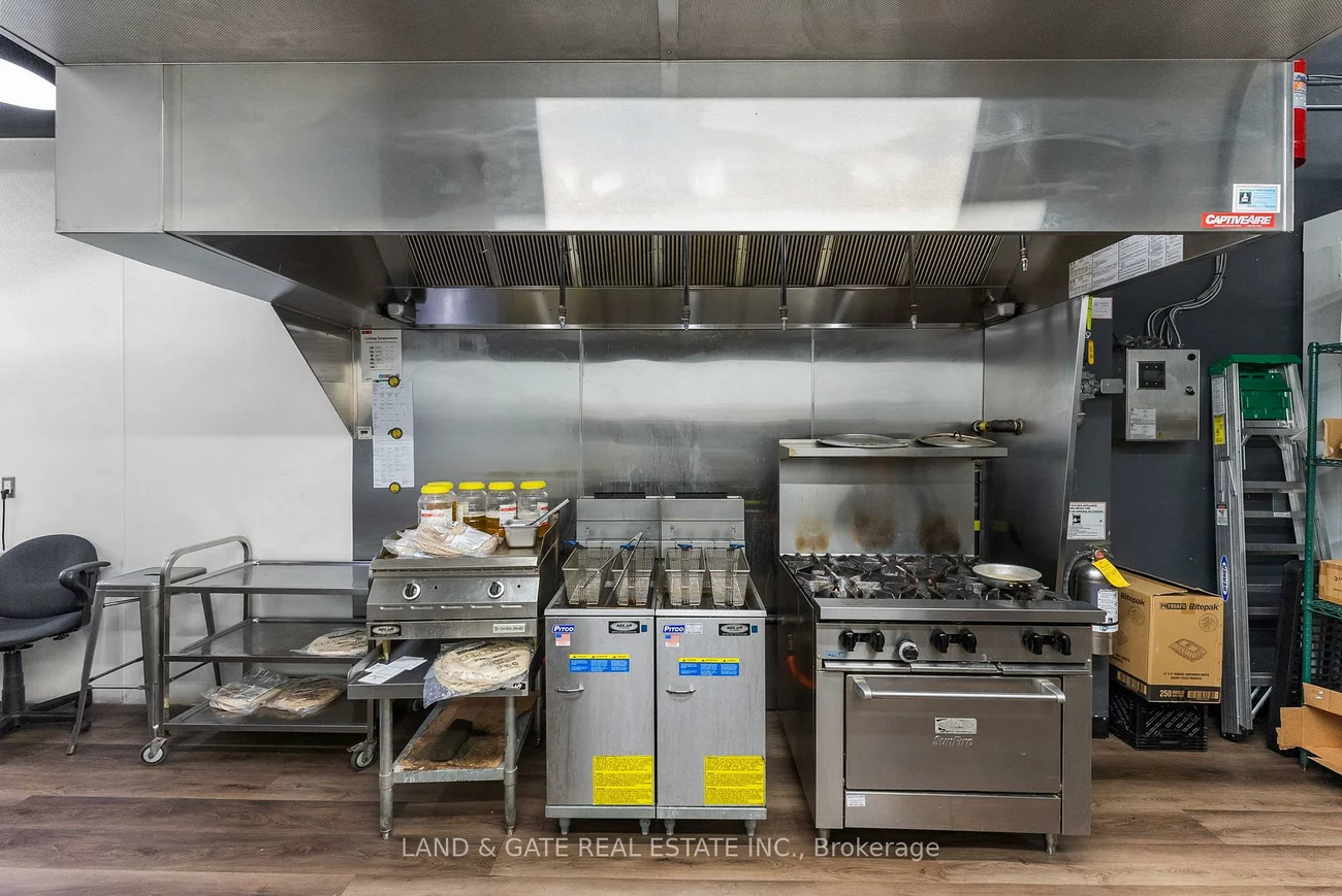 2501, Third, 1022 - WT West Oak Trails, Oakville