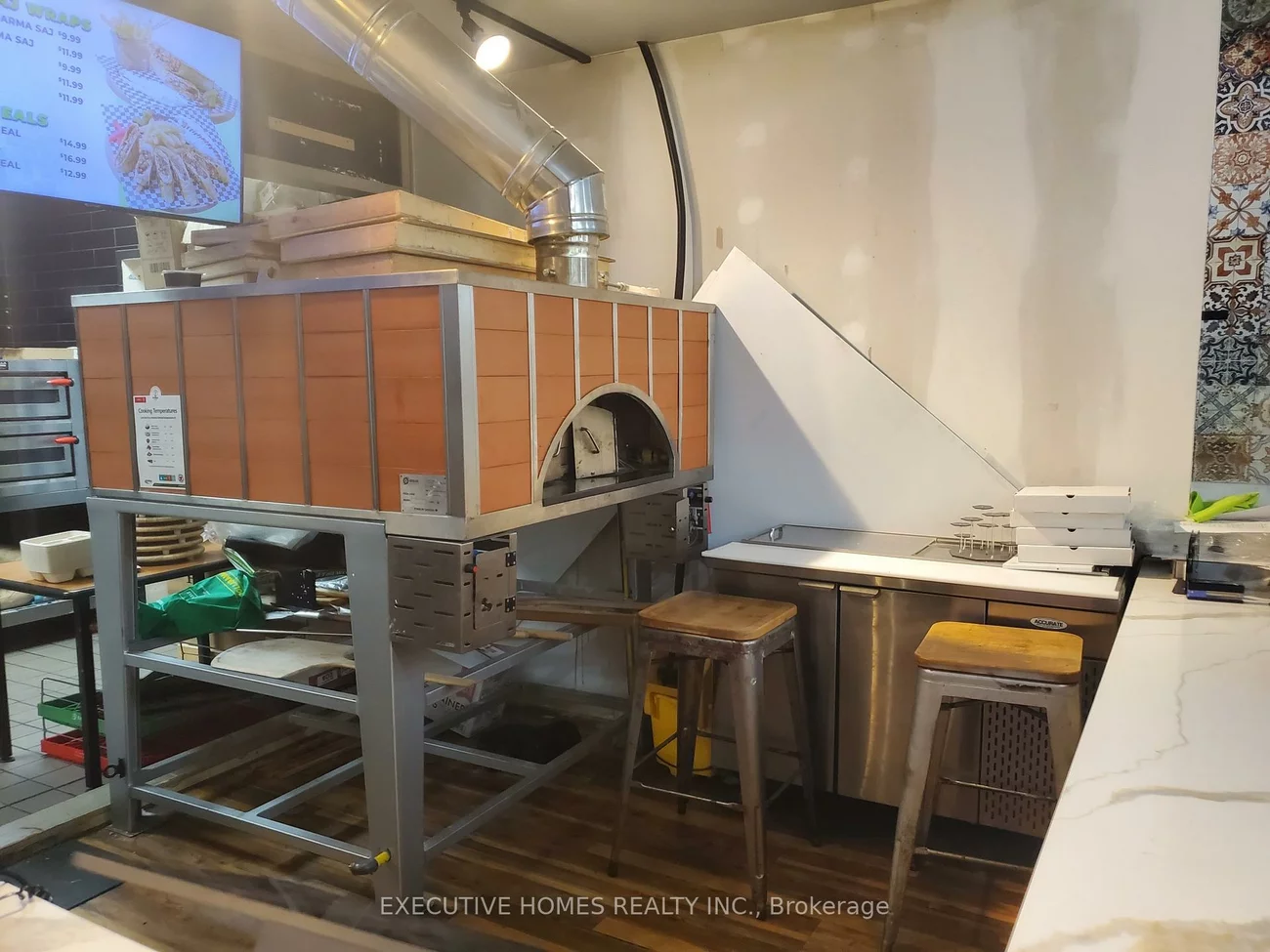 483, Dundas, 1008 - GO Glenorchy, Oakville