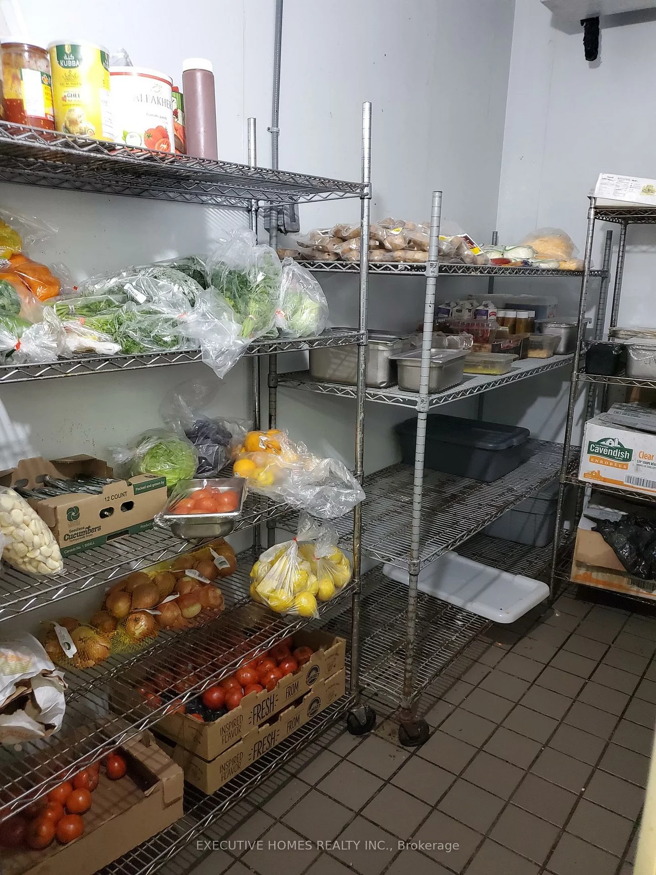 483, Dundas, 1008 - GO Glenorchy, Oakville