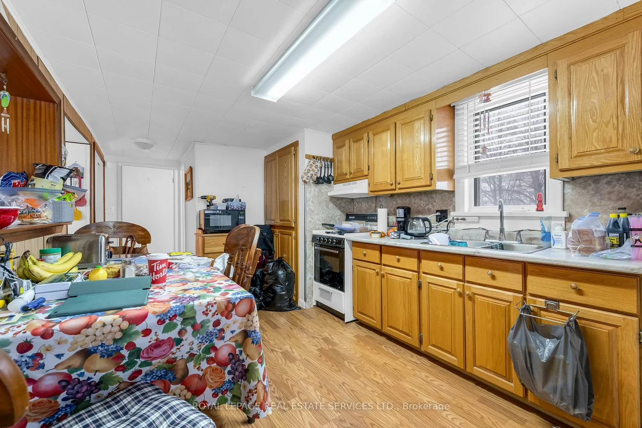 2386, Sovereign, 1001 - BR Bronte, Oakville