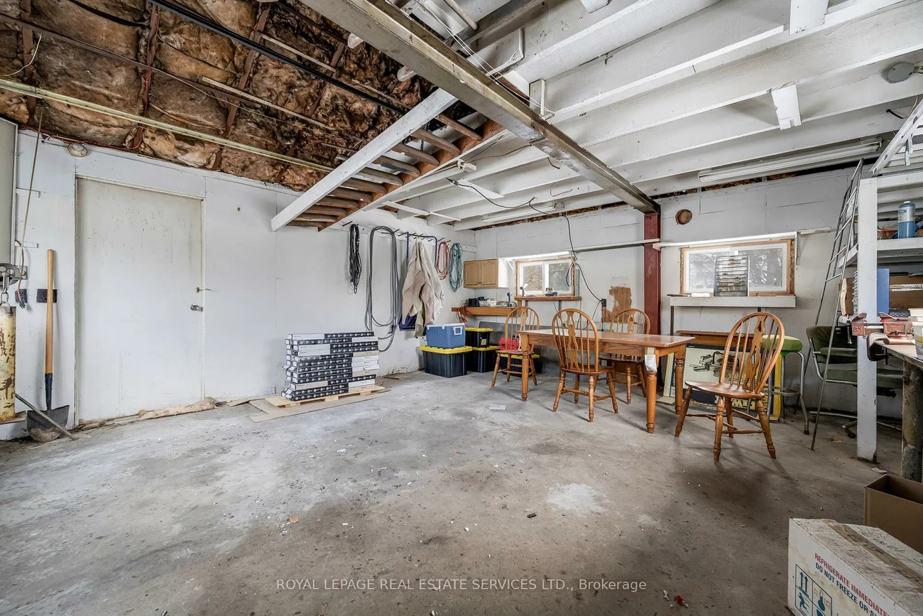 2386, Sovereign, 1001 - BR Bronte, Oakville