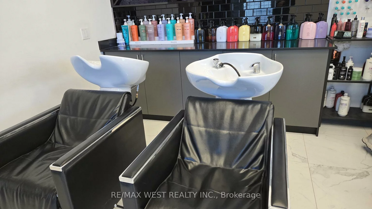 1903, Ironoak, 1005 - FA Falgarwood, Oakville