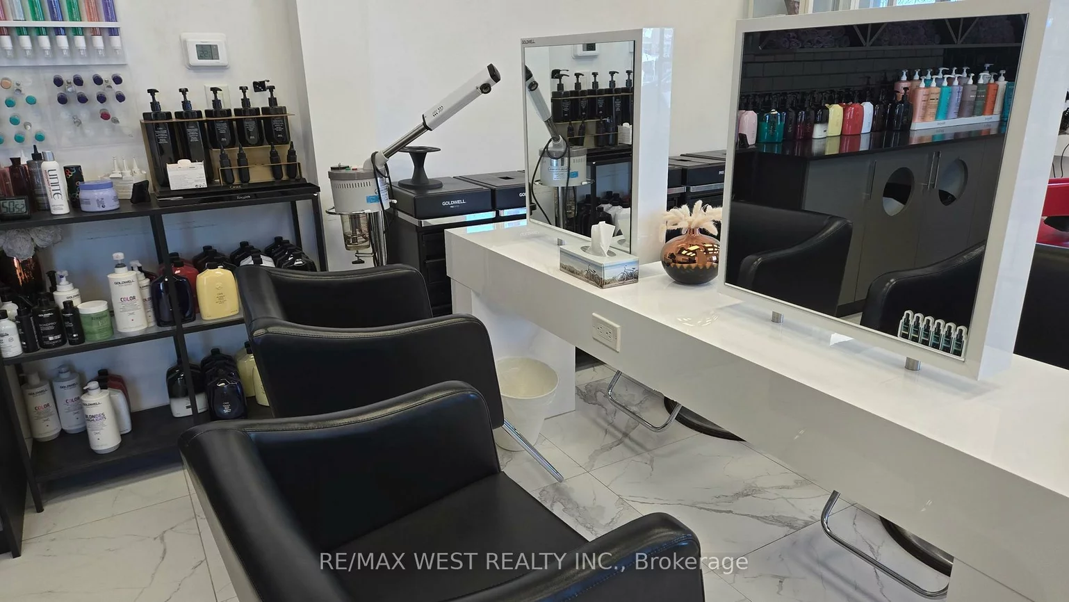 1903, Ironoak, 1005 - FA Falgarwood, Oakville