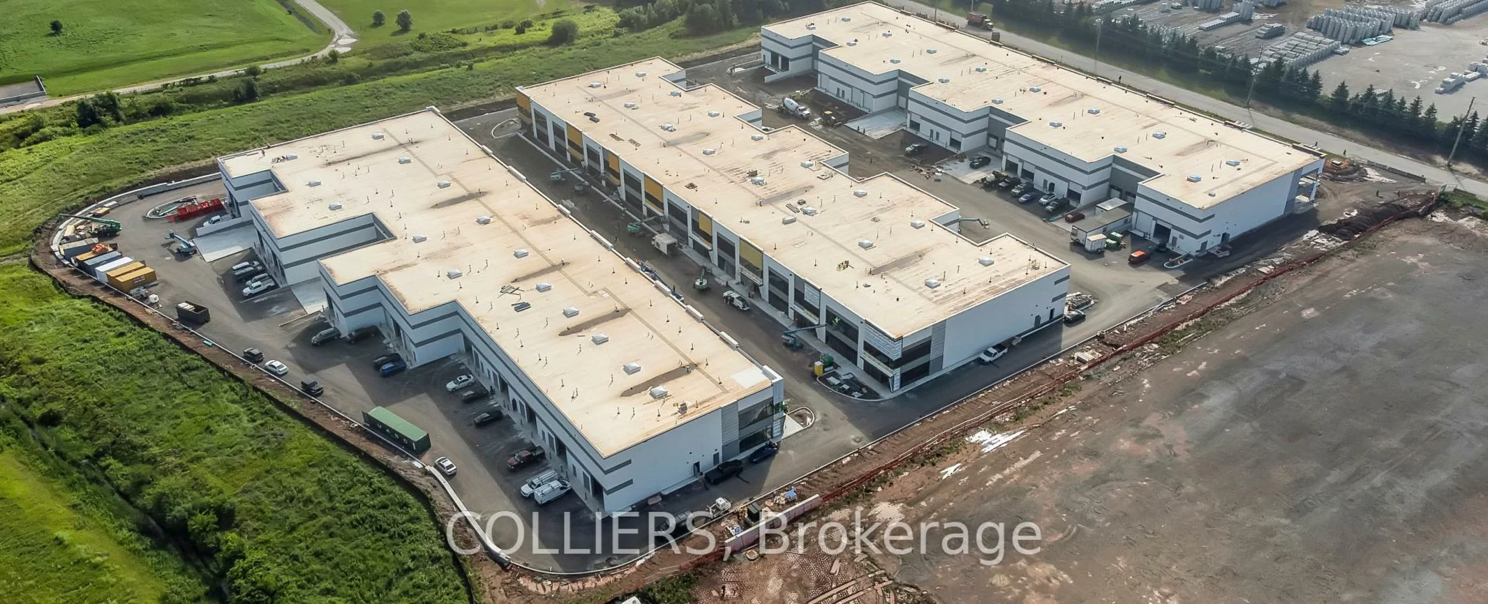 3313, Superior, 1014 - QE Queen Elizabeth, Oakville