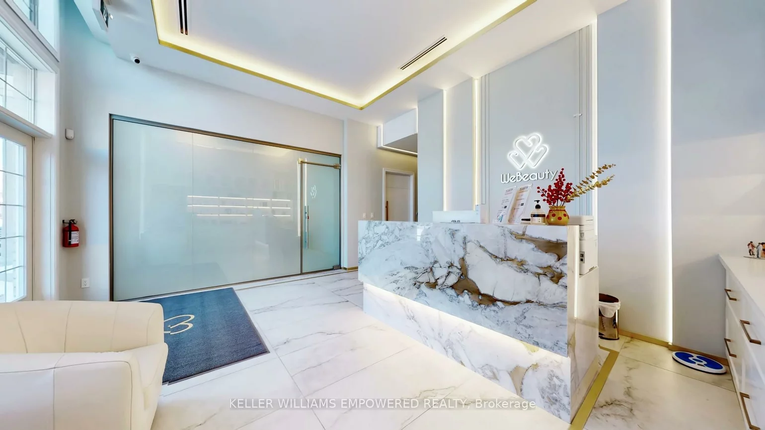 1545, Cornwall, 1014 - QE Queen Elizabeth, Oakville