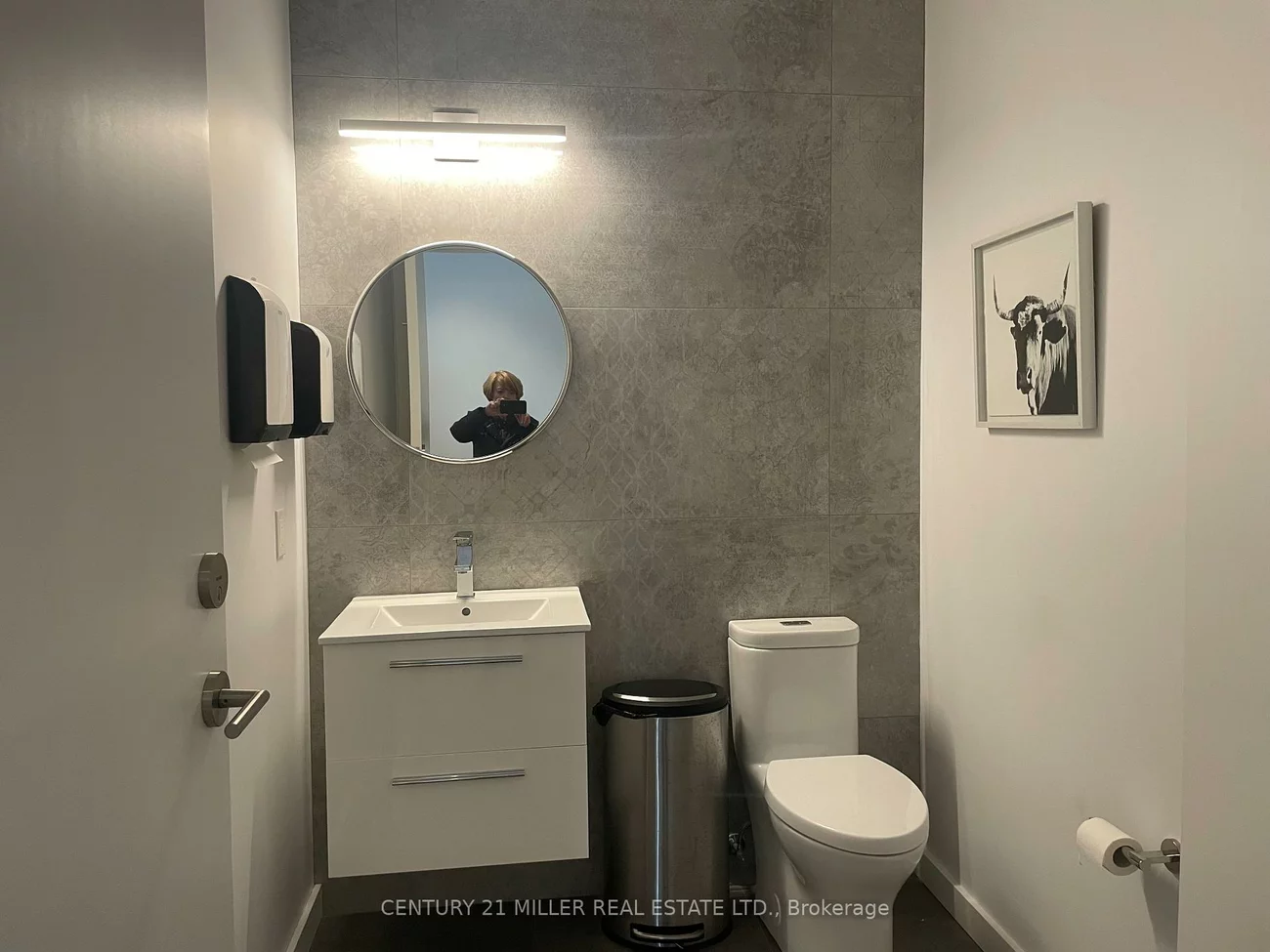 225, SPEERS, 1014 - QE Queen Elizabeth, Oakville