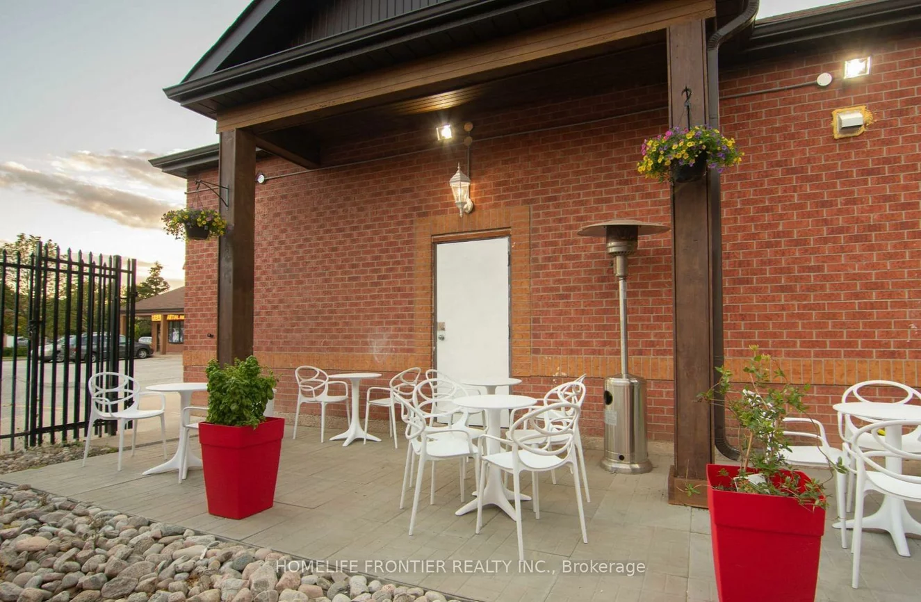 2163, Sixth, 1015 - RO River Oaks, Oakville