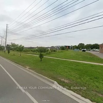 2150, Speers, 1014 - QE Queen Elizabeth, Oakville