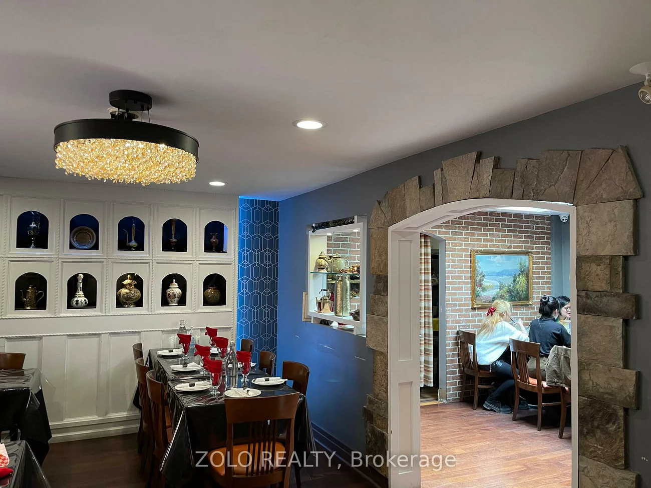 111, Trafalgar, 1013 - OO Old Oakville, Oakville