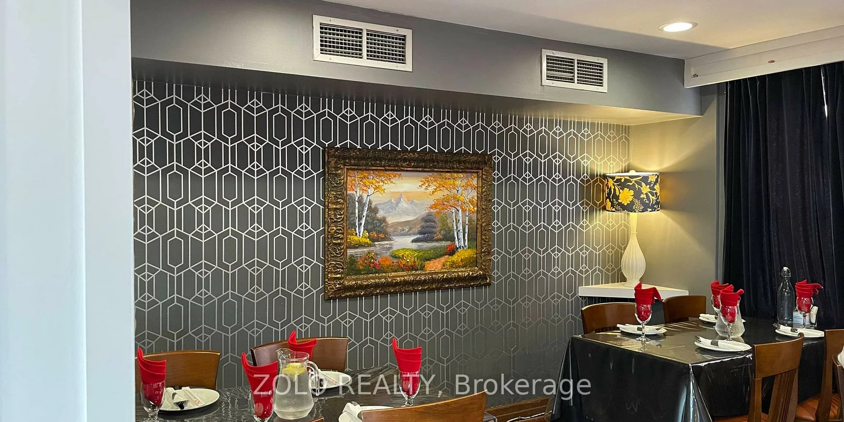 111, Trafalgar, 1013 - OO Old Oakville, Oakville