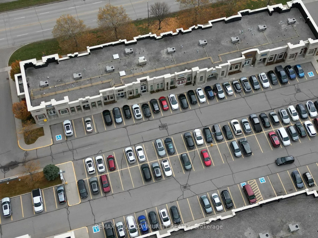 1525, Cornwall, 1014 - QE Queen Elizabeth, Oakville