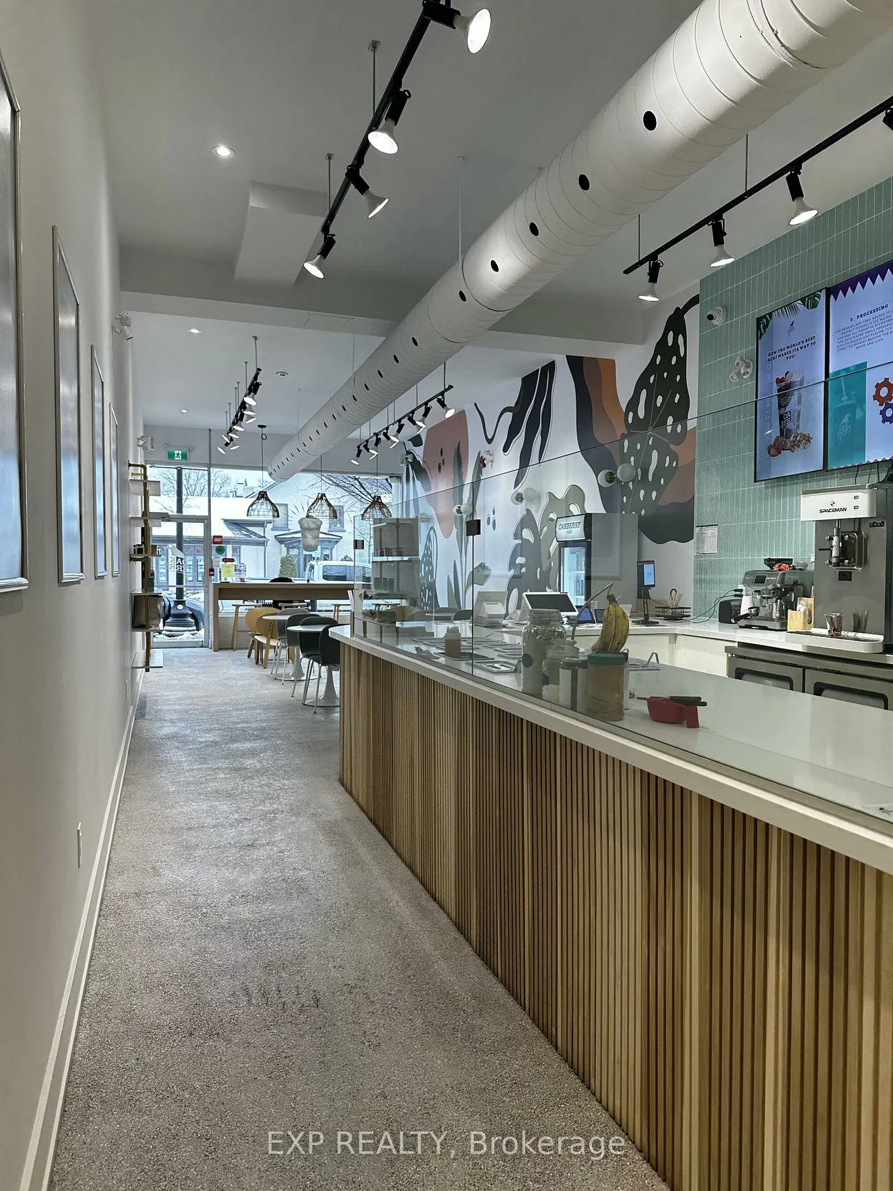 327, Lakeshore, 1013 - OO Old Oakville, Oakville