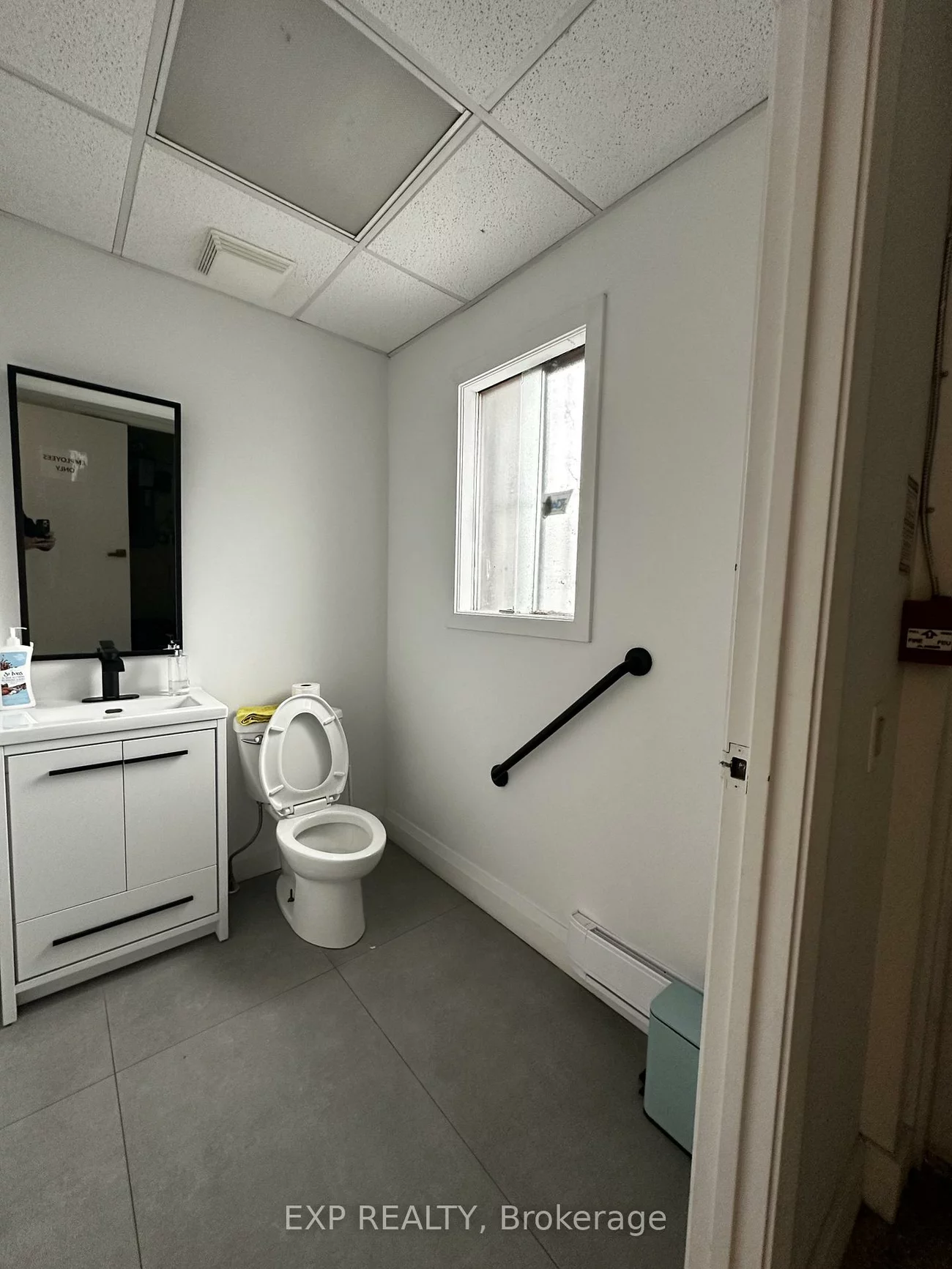 327, Lakeshore, 1013 - OO Old Oakville, Oakville