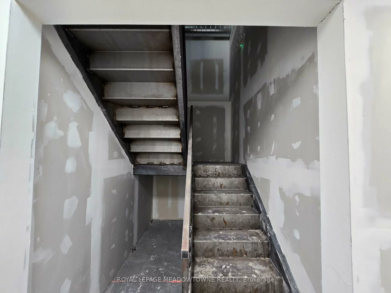 2578, Bristol, 1021 - WP Winston Park, Oakville