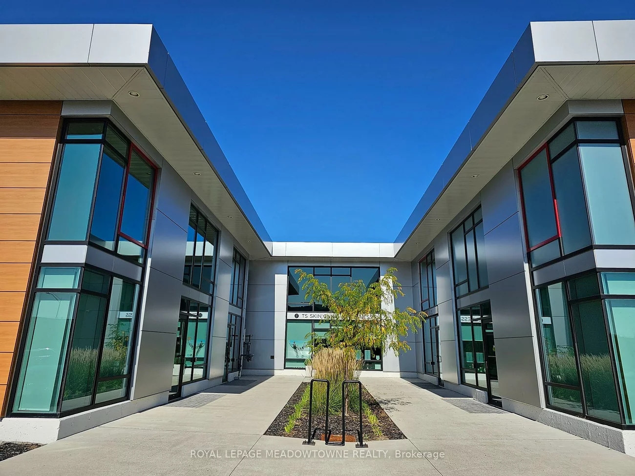 2578, Bristol, 1021 - WP Winston Park, Oakville