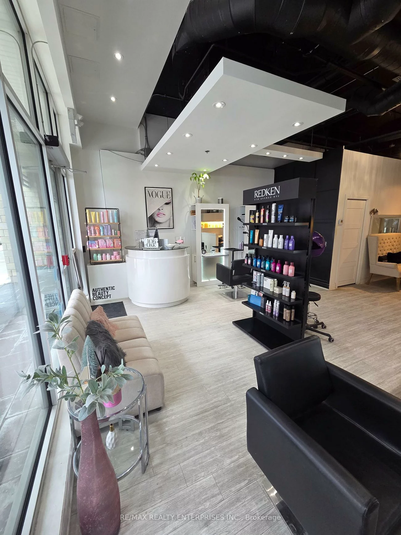 216, Oak Park, 1015 - RO River Oaks, Oakville