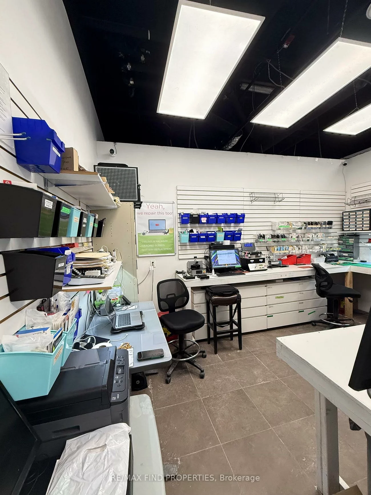 216, Oak Park, 1015 - RO River Oaks, Oakville